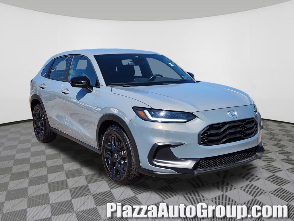 2024 Honda HR-V Sport — photo 1 of 13