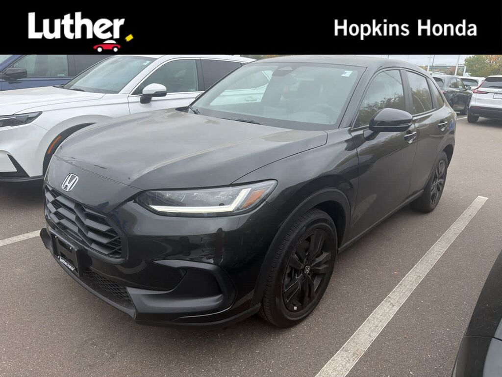 2027 Honda HR-V Sport AWD — photo 1 of 7