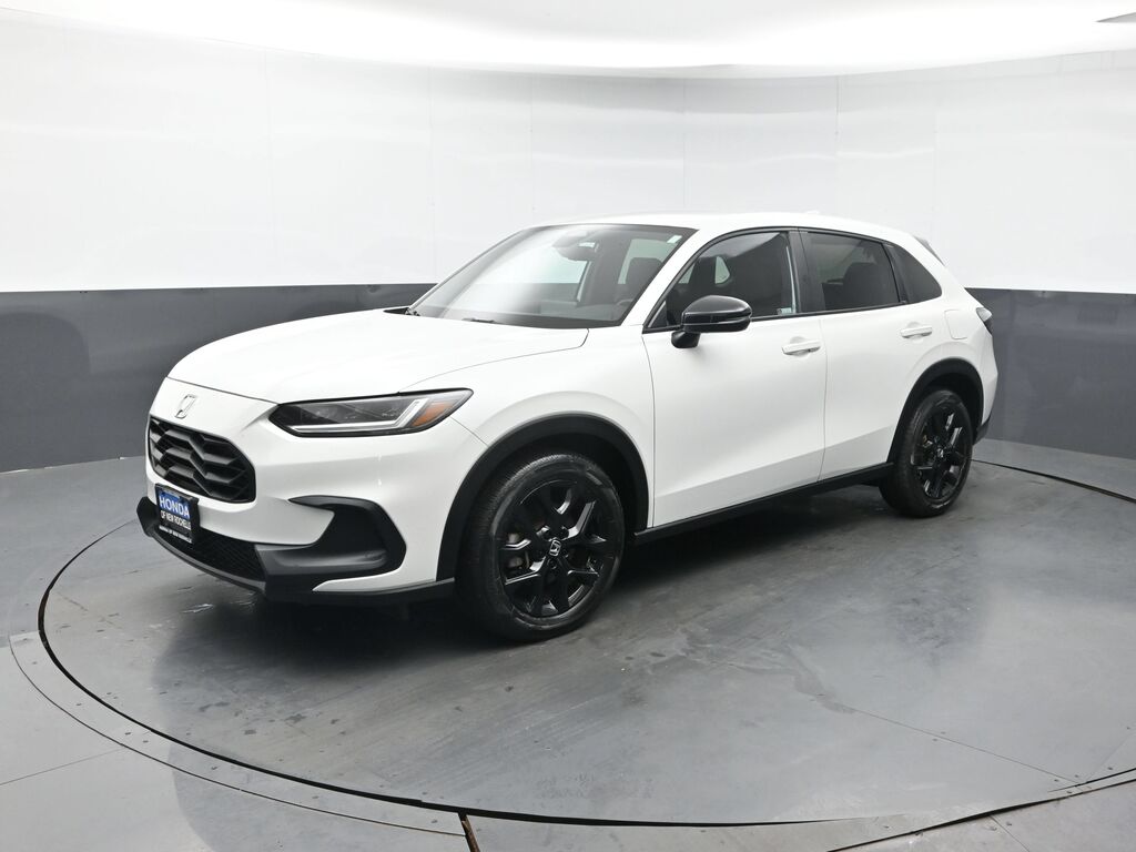 2024 Honda HR-V 5DR AWD SPORT BD — photo 1 of 7