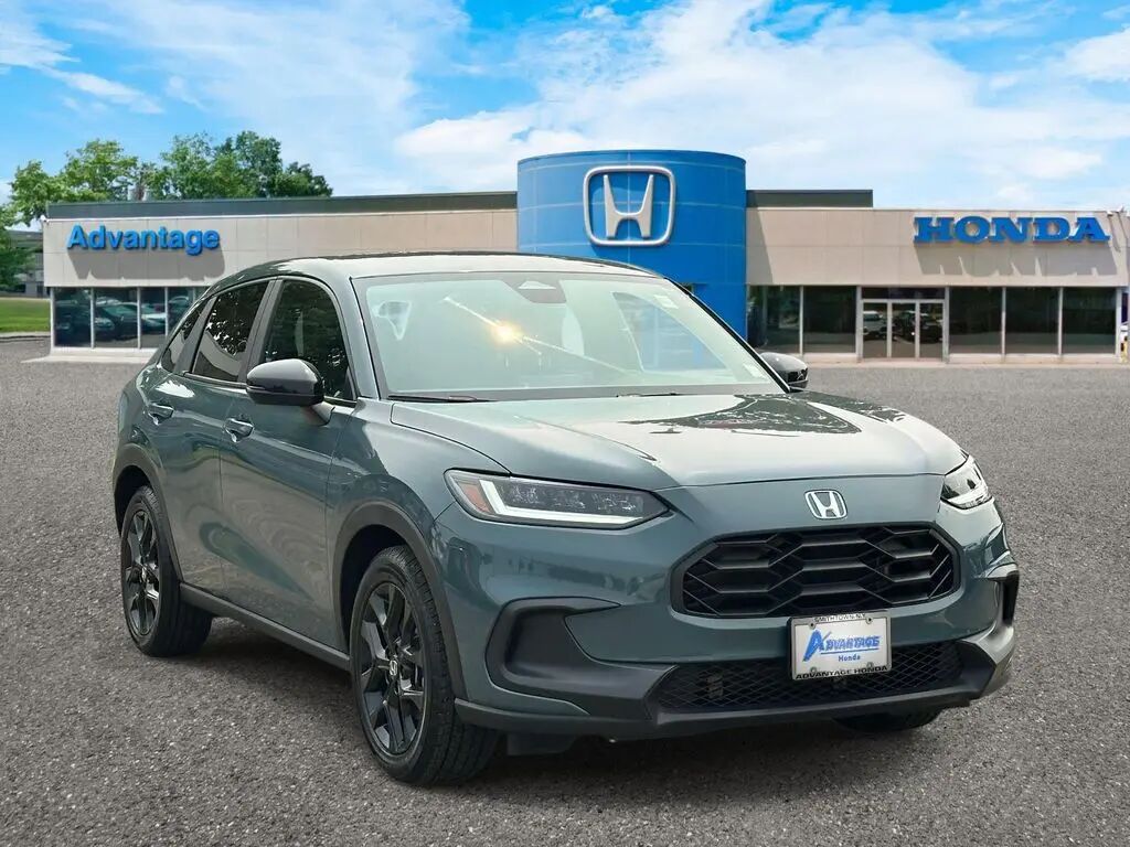 2024 Honda HR-V Sport — photo 1 of 13