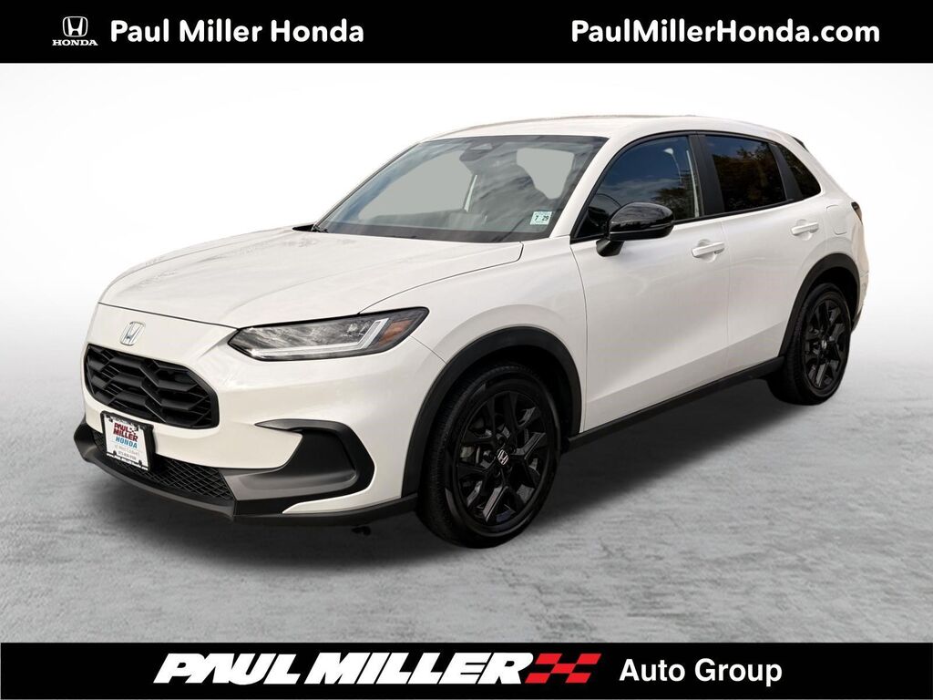 2025 Honda HR-V Sport — photo 1 of 13