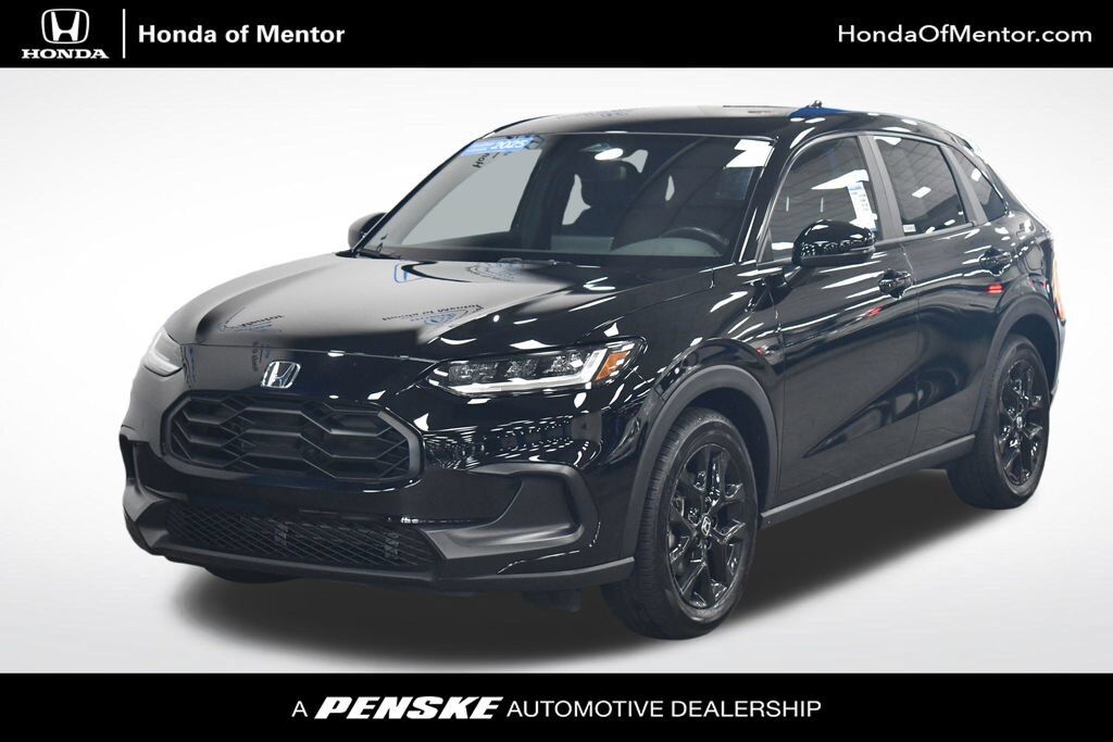 2025 Honda HR-V AWD SPORT — photo 1 of 7