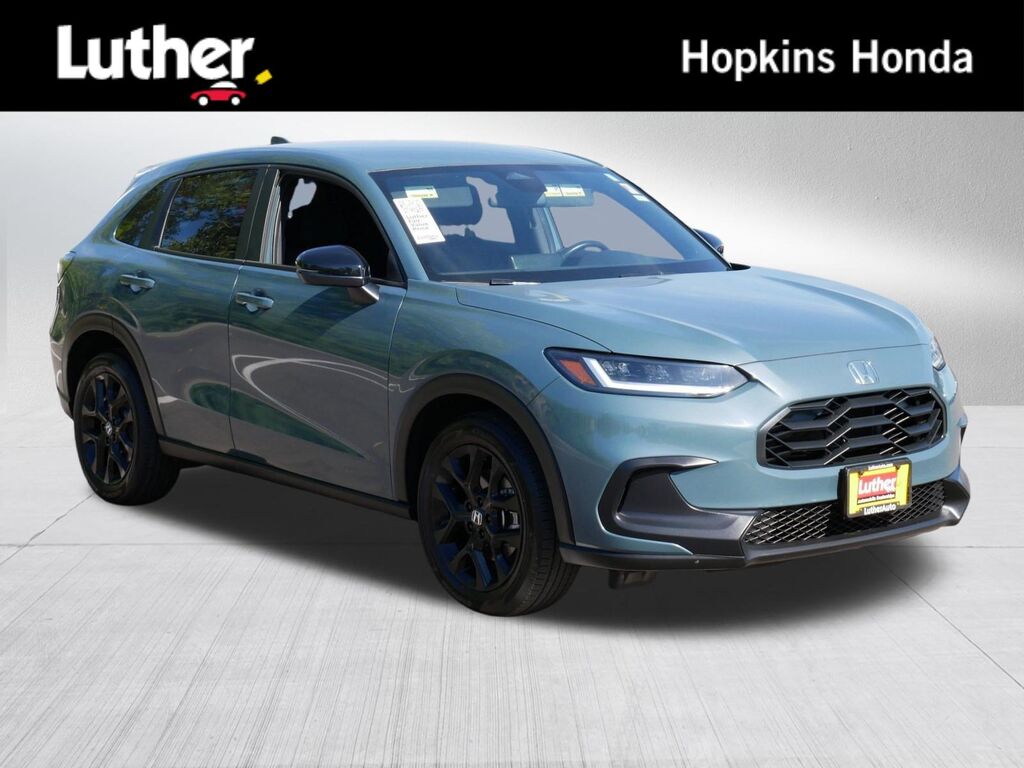 2025 Honda HR-V AWD SPORT — photo 1 of 7