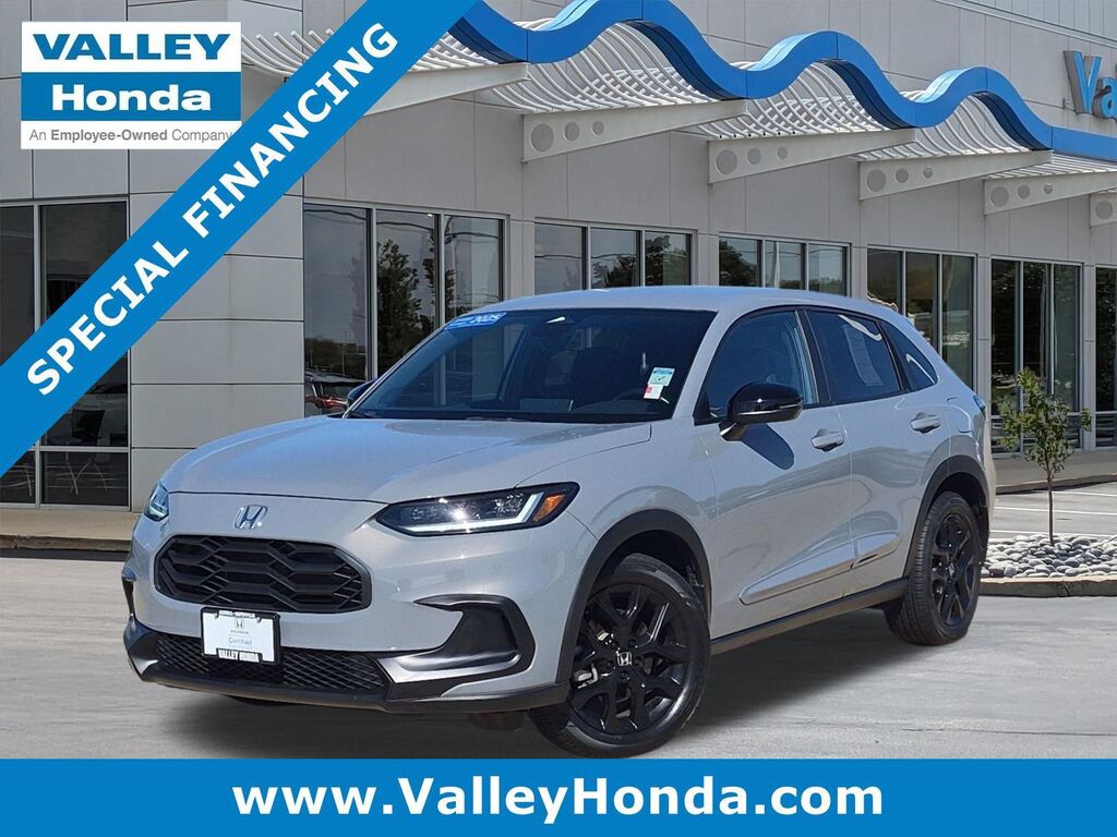 2025 Honda HR-V Sport — photo 1 of 13