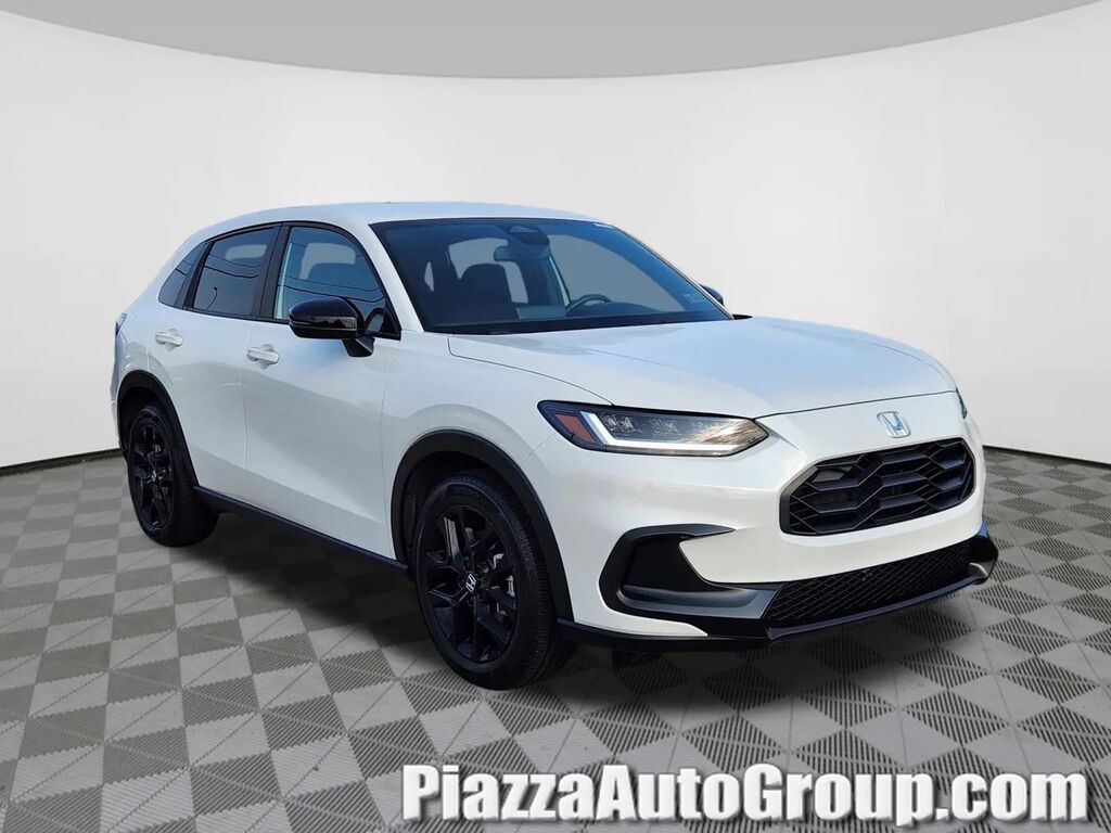 2024 Honda HR-V Sport — photo 1 of 13