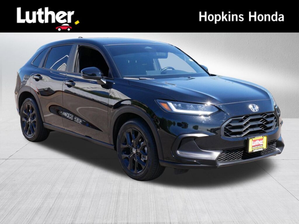2025 Honda HR-V AWD SPORT — photo 1 of 7