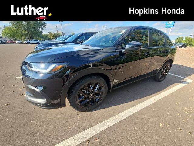 2024 Honda HR-V 5DR AWD SPORT — photo 1 of 7
