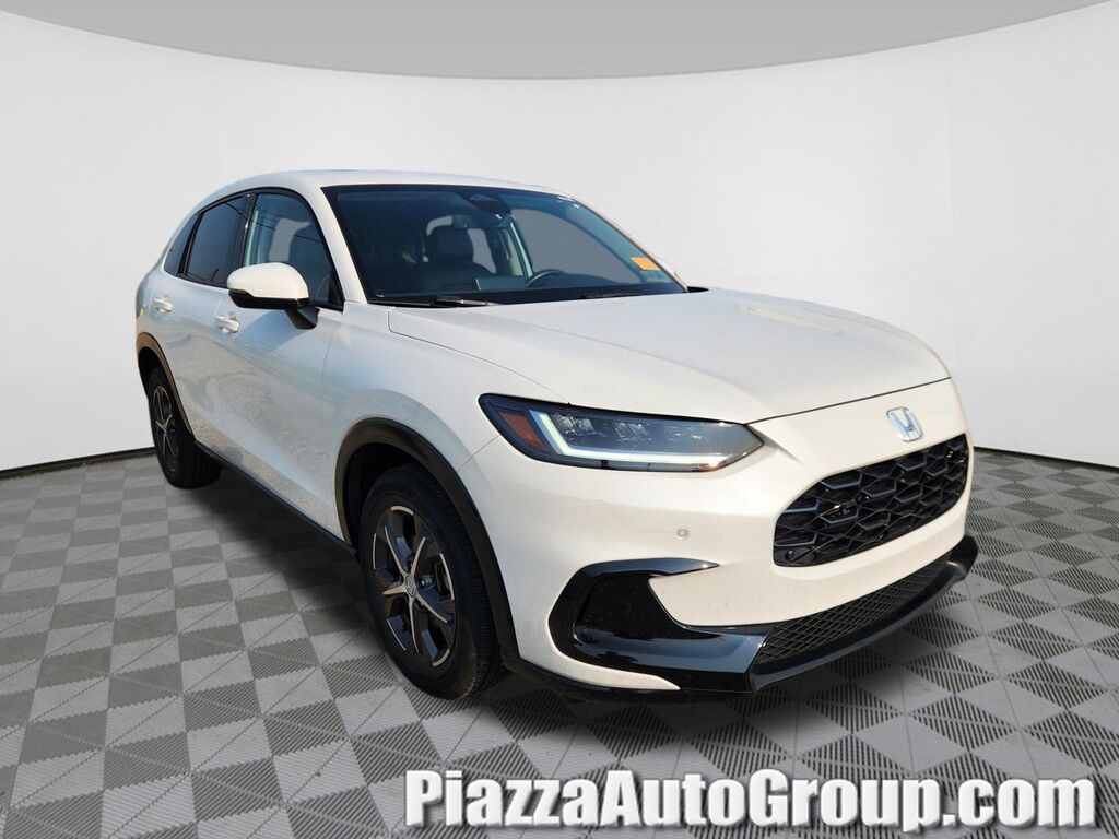 2024 Honda HR-V 5DR AWD EX-L — photo 1 of 7