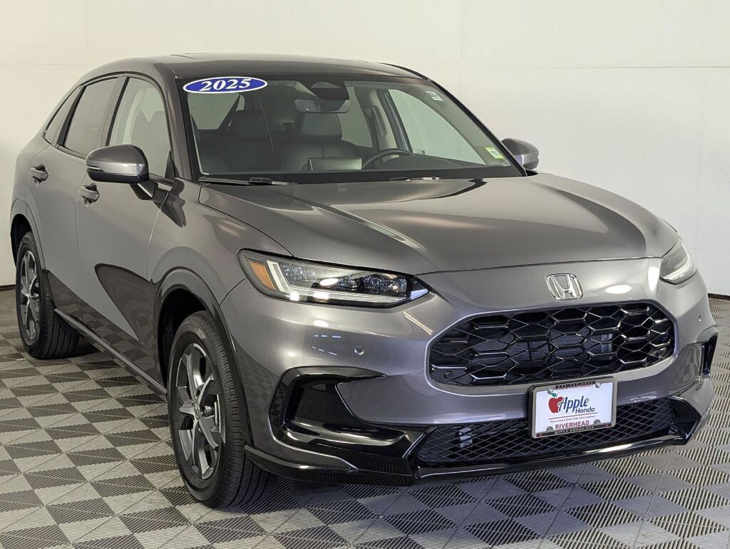 2025 Honda HR-V AWD EX-L — photo 1 of 7