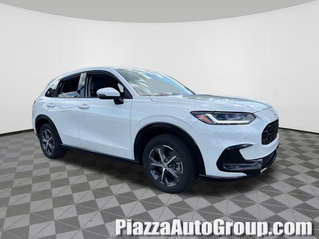 2024 Honda HR-V EX-L — photo 1 of 13