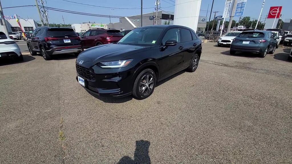 2025 Honda HR-V EX-L — photo 1 of 8