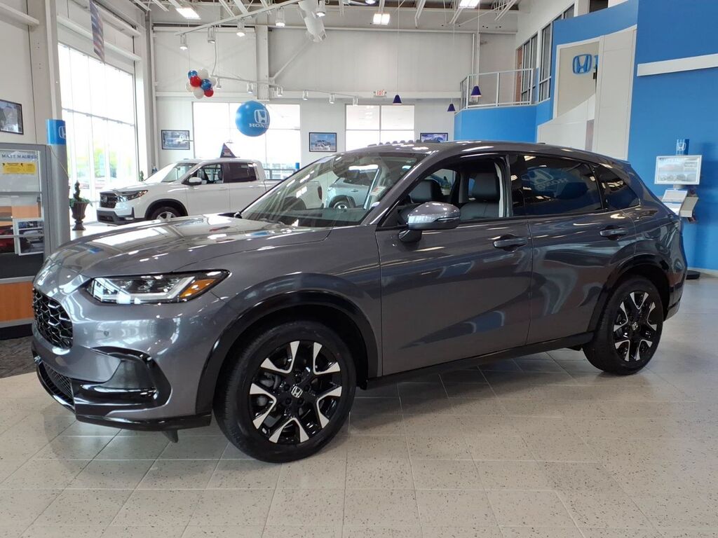 2026 Honda HR-V AWD EX-L — photo 1 of 7