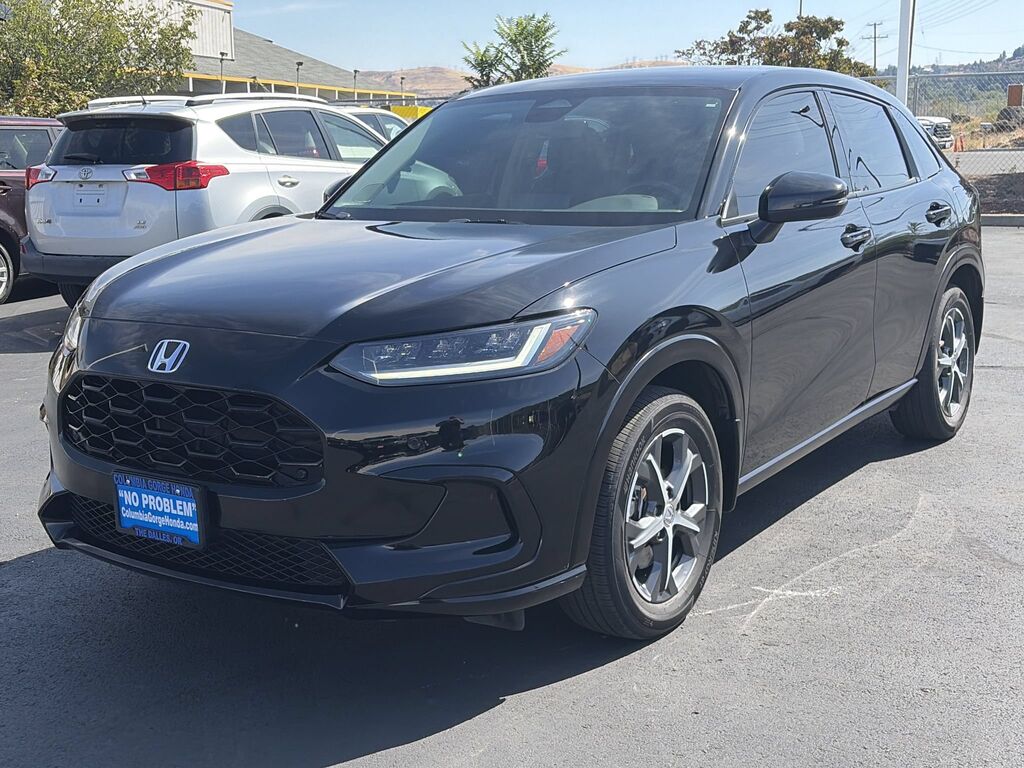 2025 Honda HR-V AWD EX-L — photo 1 of 7