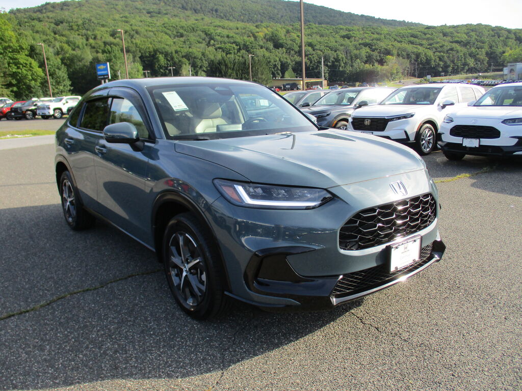 2023 Honda HR-V AWD EX-L — photo 1 of 7
