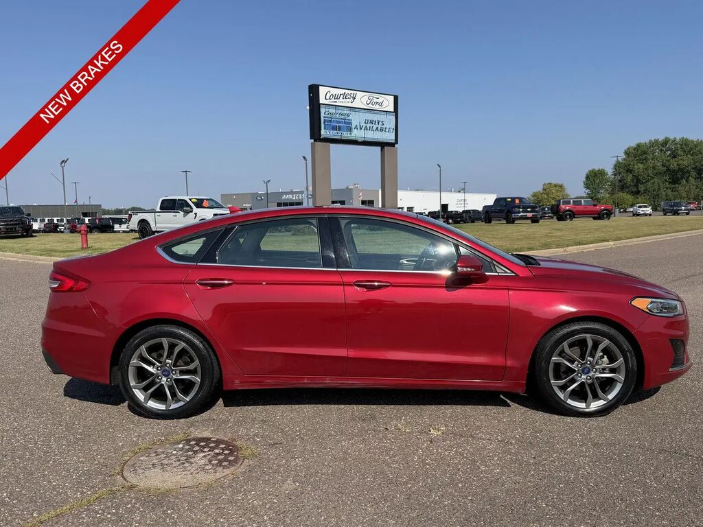 2020 Ford Fusion SEL — photo 1 of 26