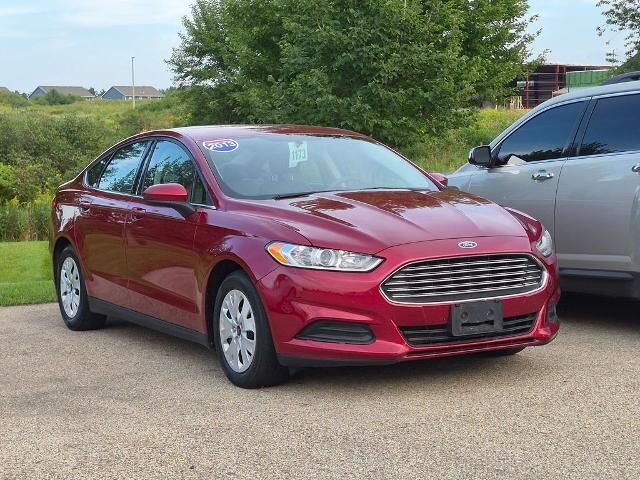 2013 Ford Fusion S — photo 1 of 6