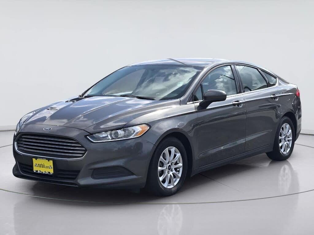 2016 Ford Fusion S — photo 1 of 27