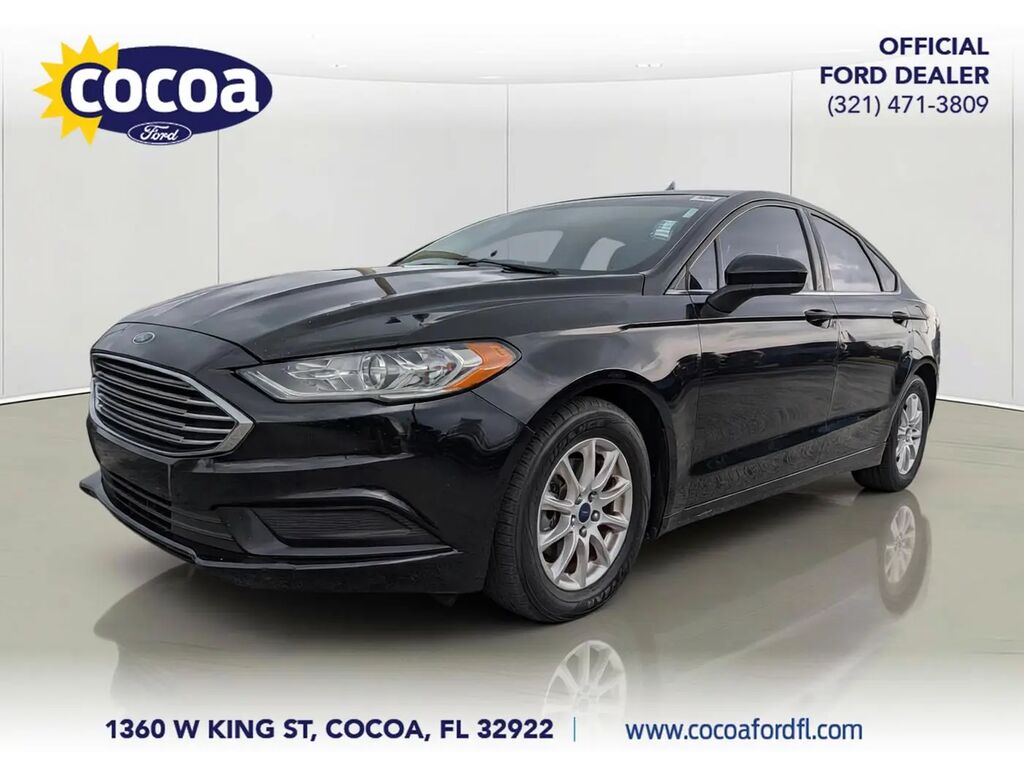 2017 Ford Fusion S — photo 1 of 13