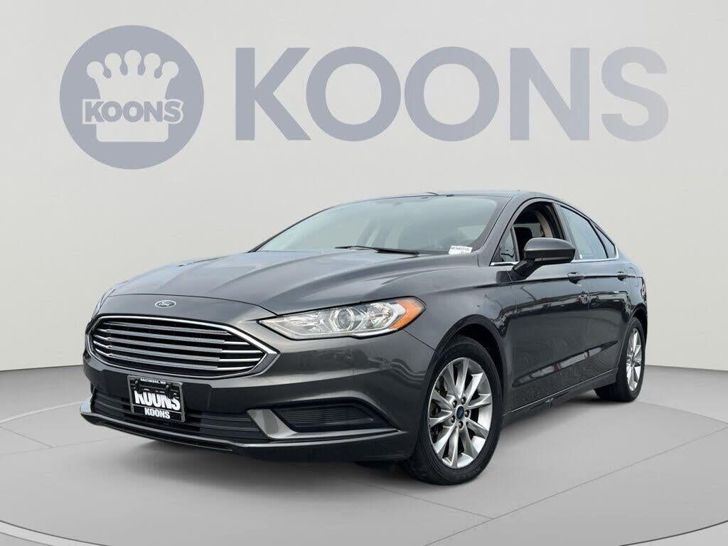 2017 Ford Fusion SE — photo 1 of 1