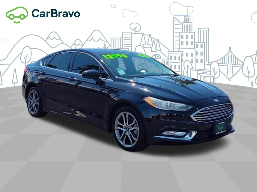 2017 Ford Fusion SE — photo 1 of 6