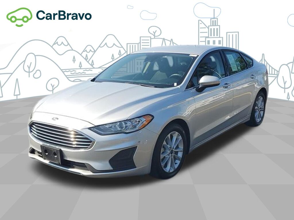 2019 Ford Fusion SE — photo 1 of 6