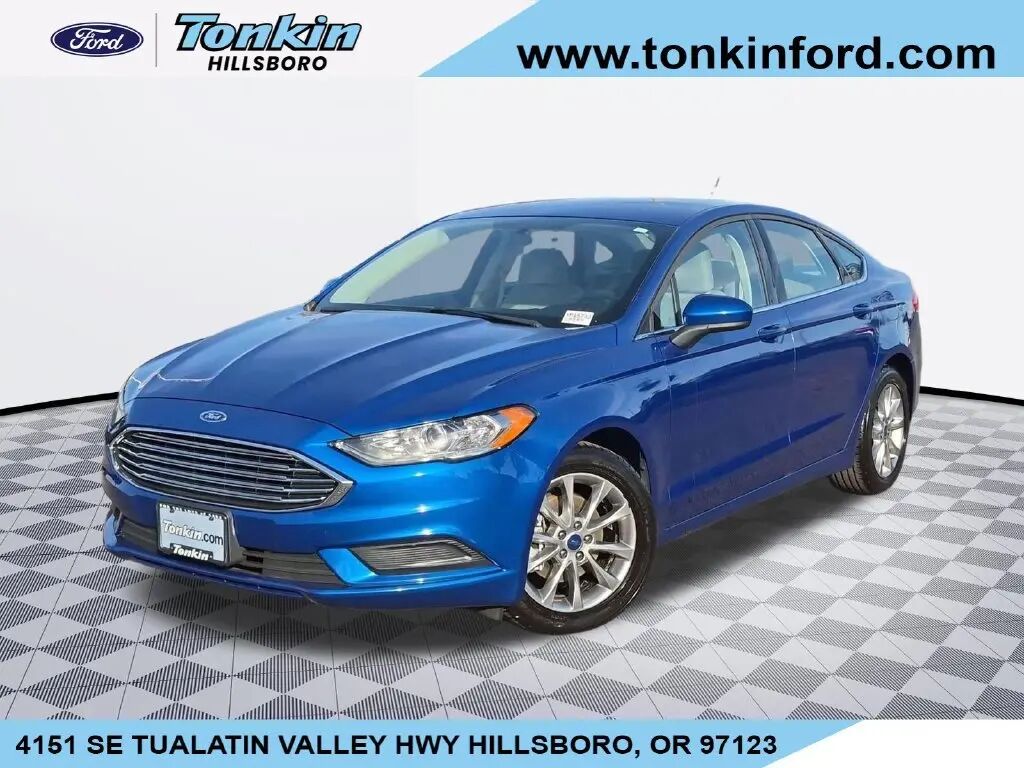 2017 Ford Fusion SE — photo 1 of 13