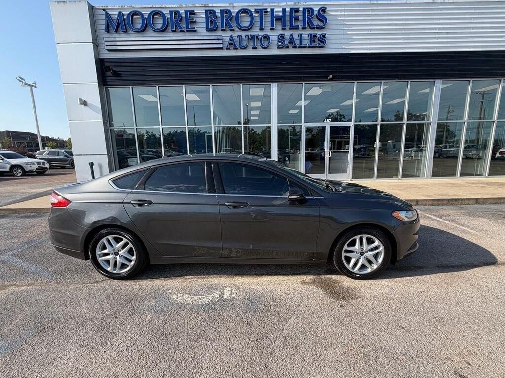 2015 Ford Fusion — photo 1 of 11