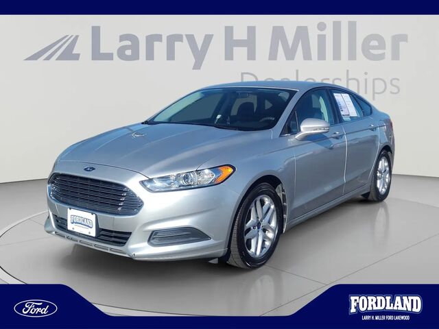 2013 Ford Fusion SE