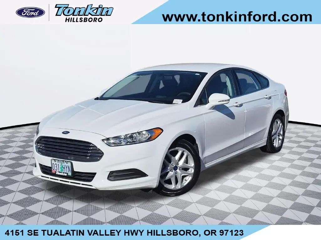 2016 Ford Fusion SE — photo 1 of 13