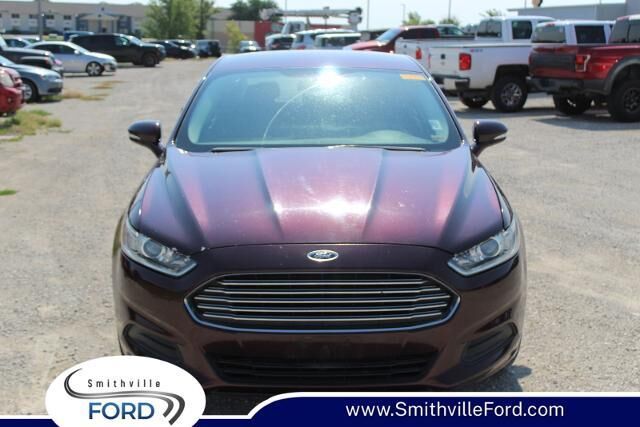 2013 Ford Fusion SE — photo 1 of 26