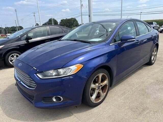 2015 Ford Fusion SE — photo 1 of 13