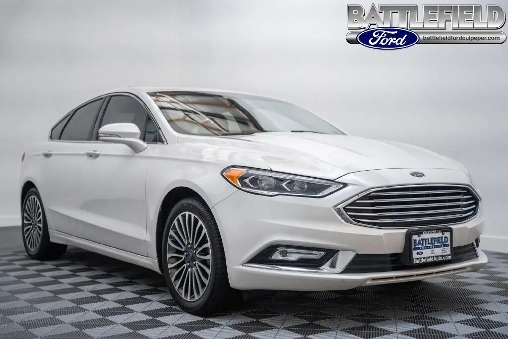 2017 Ford Fusion SE — photo 1 of 13