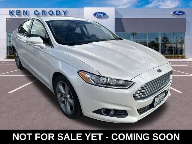 2015 Ford Fusion SE