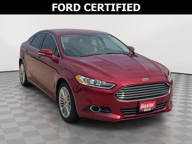 2016 Ford Fusion SE — photo 1 of 2