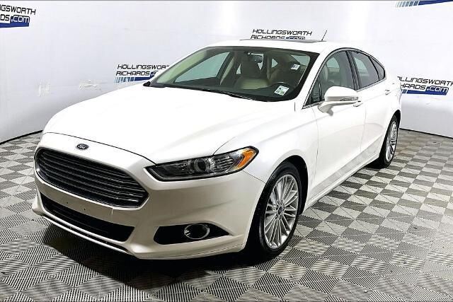 2016 Ford Fusion SE — photo 1 of 13