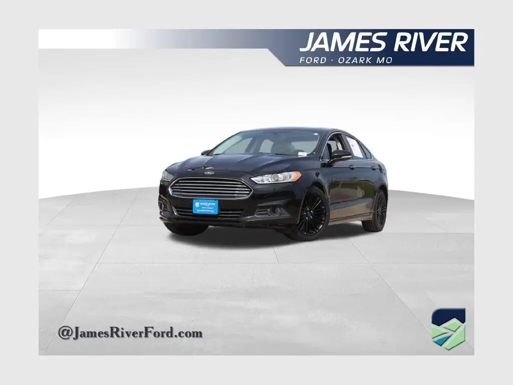 2016 Ford Fusion SE — photo 1 of 13