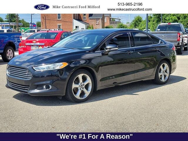 2016 Ford Fusion SE