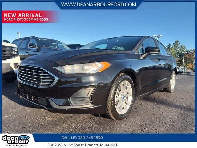 2020 Ford Fusion SE