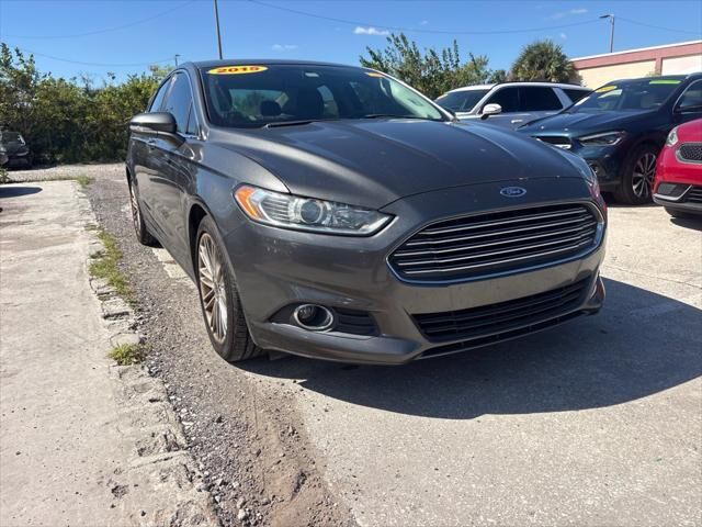 2015 Ford Fusion SE