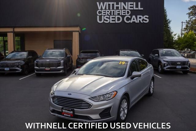 2019 Ford Fusion SE — photo 1 of 13