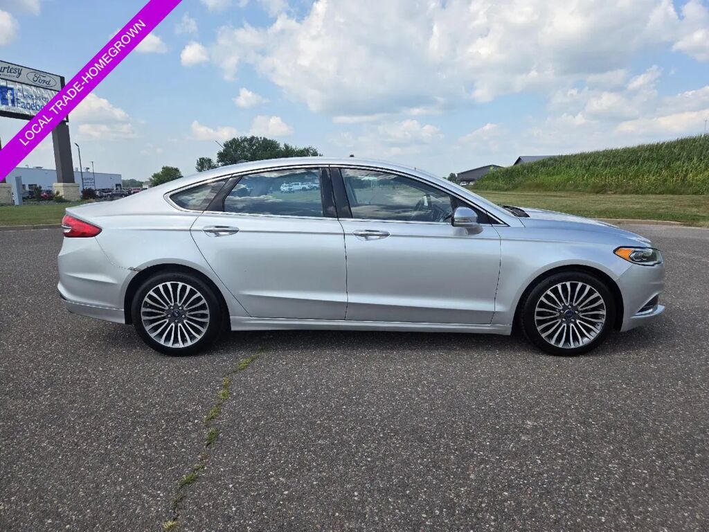 2018 Ford Fusion SE — photo 1 of 13