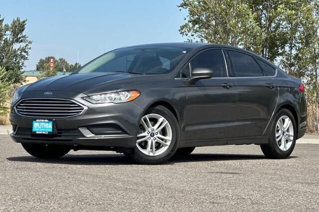 2018 Ford Fusion SE — photo 1 of 13