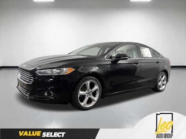 2015 Ford Fusion SE — photo 1 of 13