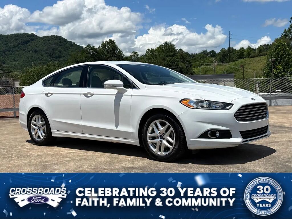 2013 Ford Fusion SE — photo 1 of 14