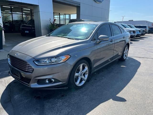 2013 Ford Fusion SE — photo 1 of 26
