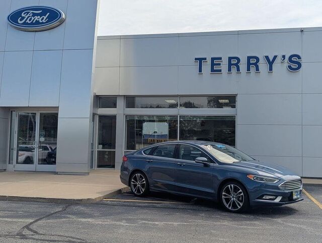 2018 Ford Fusion Titanium — photo 1 of 1