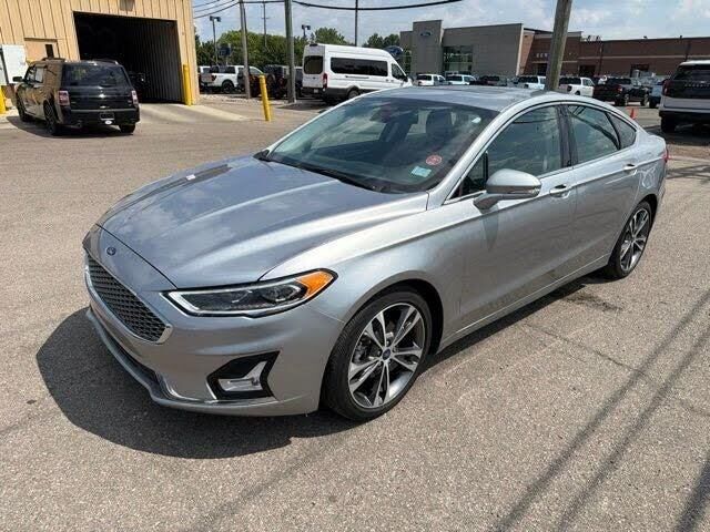 2020 Ford Fusion Titanium — photo 1 of 1