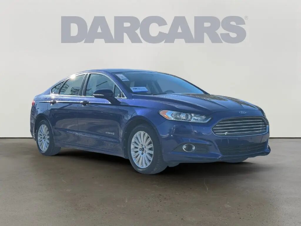 2013 Ford Fusion Hybrid SE — photo 1 of 13