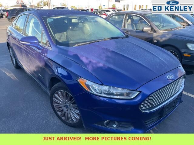 2013 Ford Fusion Hybrid SE
