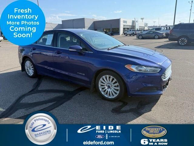 2015 Ford Fusion Hybrid SE — photo 1 of 26